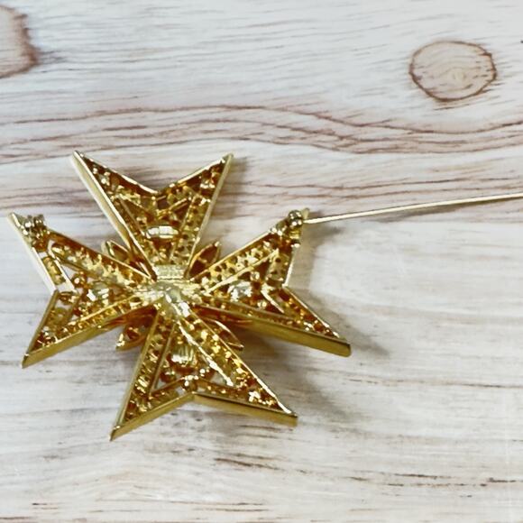 Nolan Miller Maltese Cross Brooch Pin Signed Gold Tone Purple/Green Glow - Picture 11 of 13